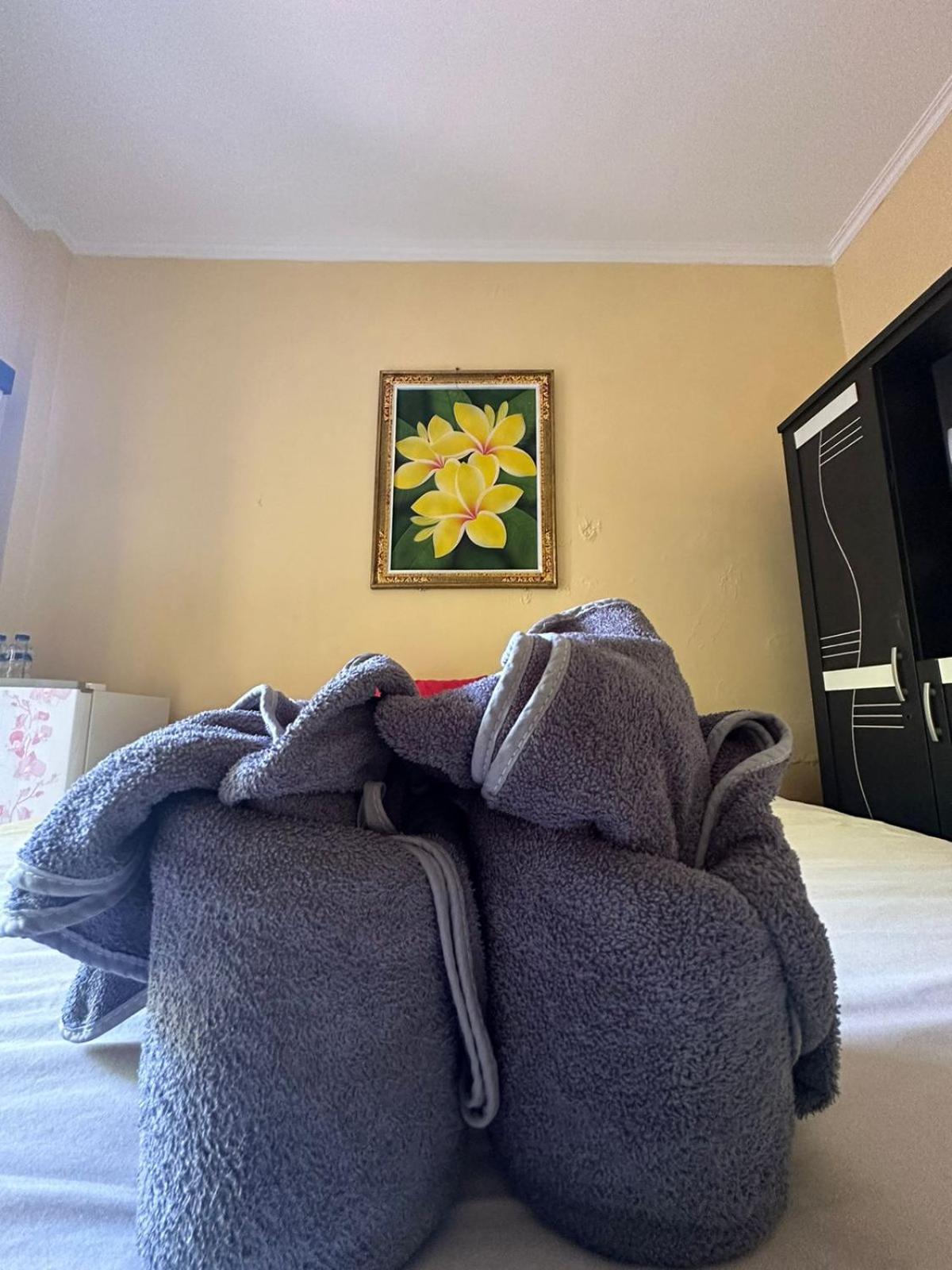 Sari Buana Bed & Breakfast Kuta Lombok Esterno foto