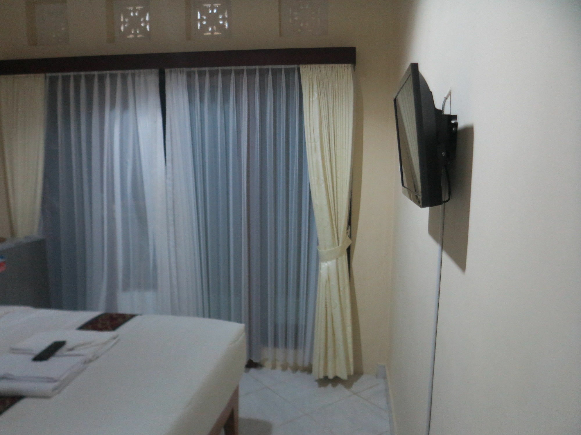 Sari Buana Bed & Breakfast Kuta Lombok Esterno foto
